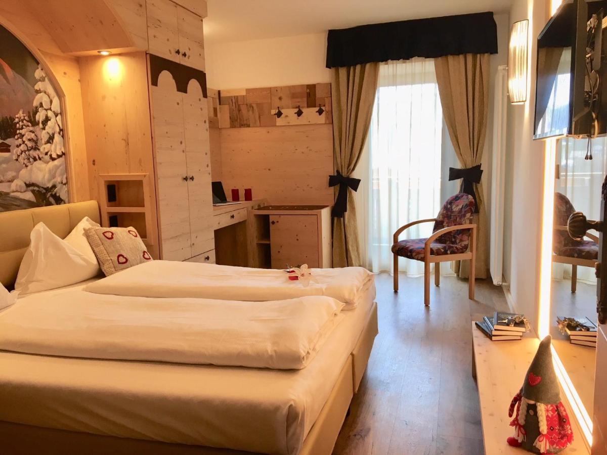 Laurino Hotel Pozza di Fassa