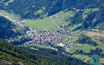 Laurino 3* Pozza di Fassa